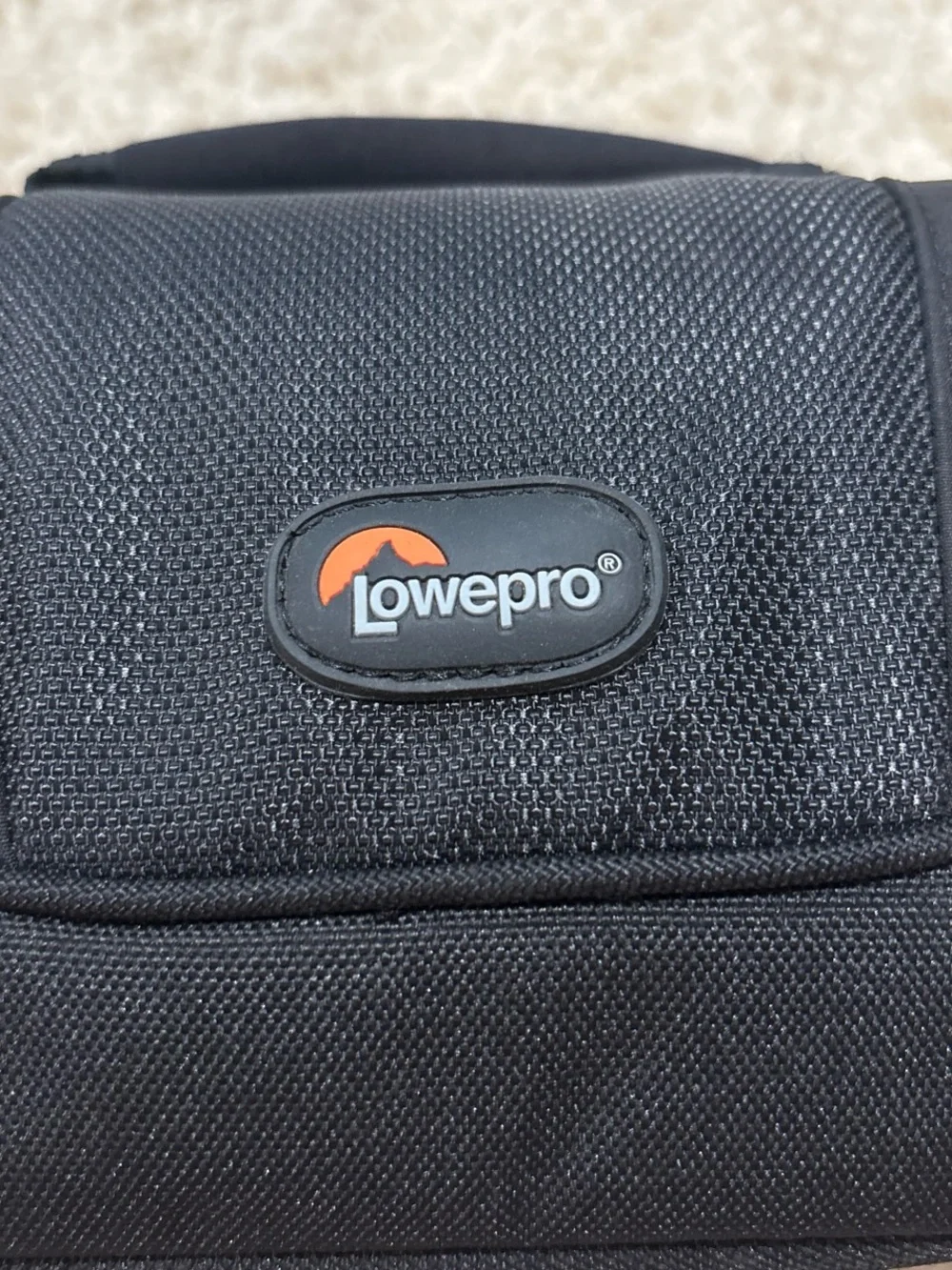 Lowepro Edit Camera Case Padded Bag w/ Matching Accessory Pouch Black 9”